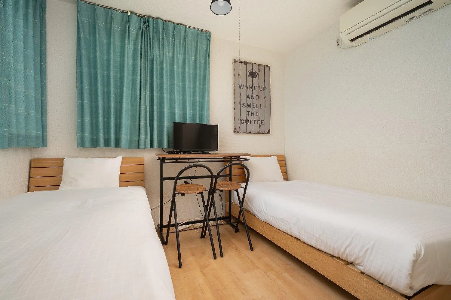 City Oasis Tokyo Apartment