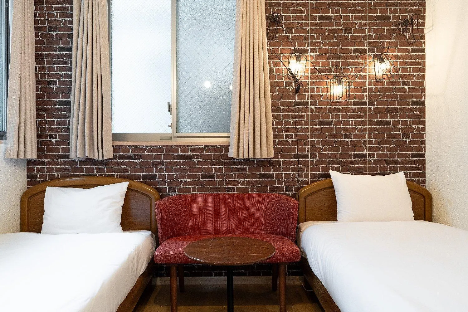 City Oasis Tokyo Apartment